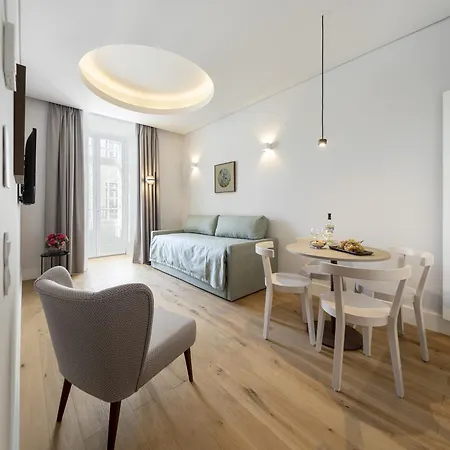 Serviced - Madalena *