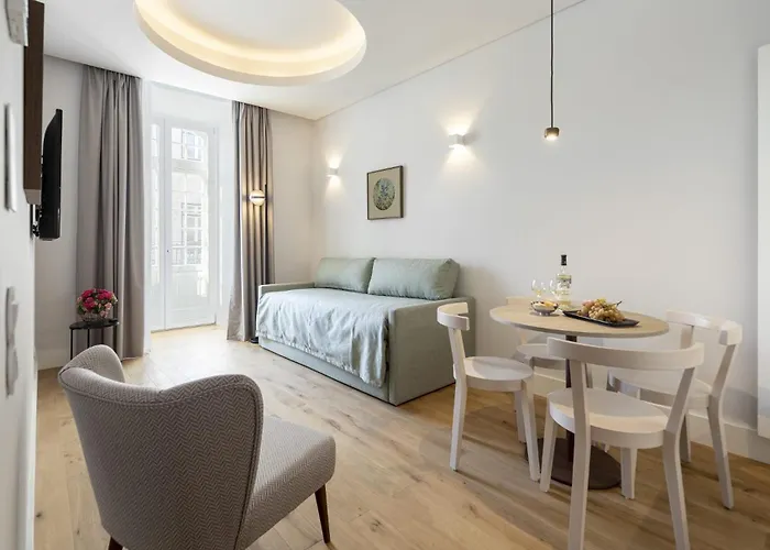 Serviced - Madalena *