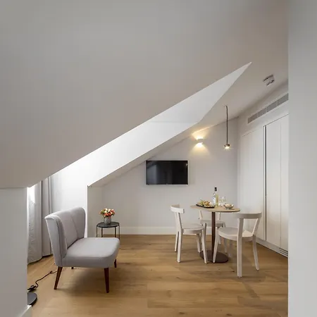 Apartment Serviced - Madalena *